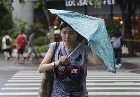 Taiwan suspends work, transport and classes as Typhoon Haikui slams into the island